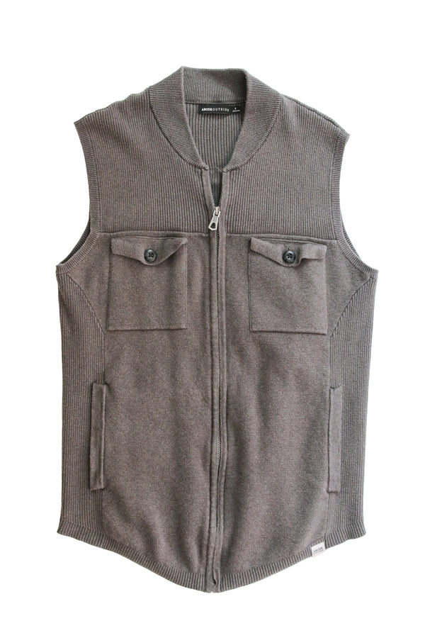 VOYAGEUR VEST