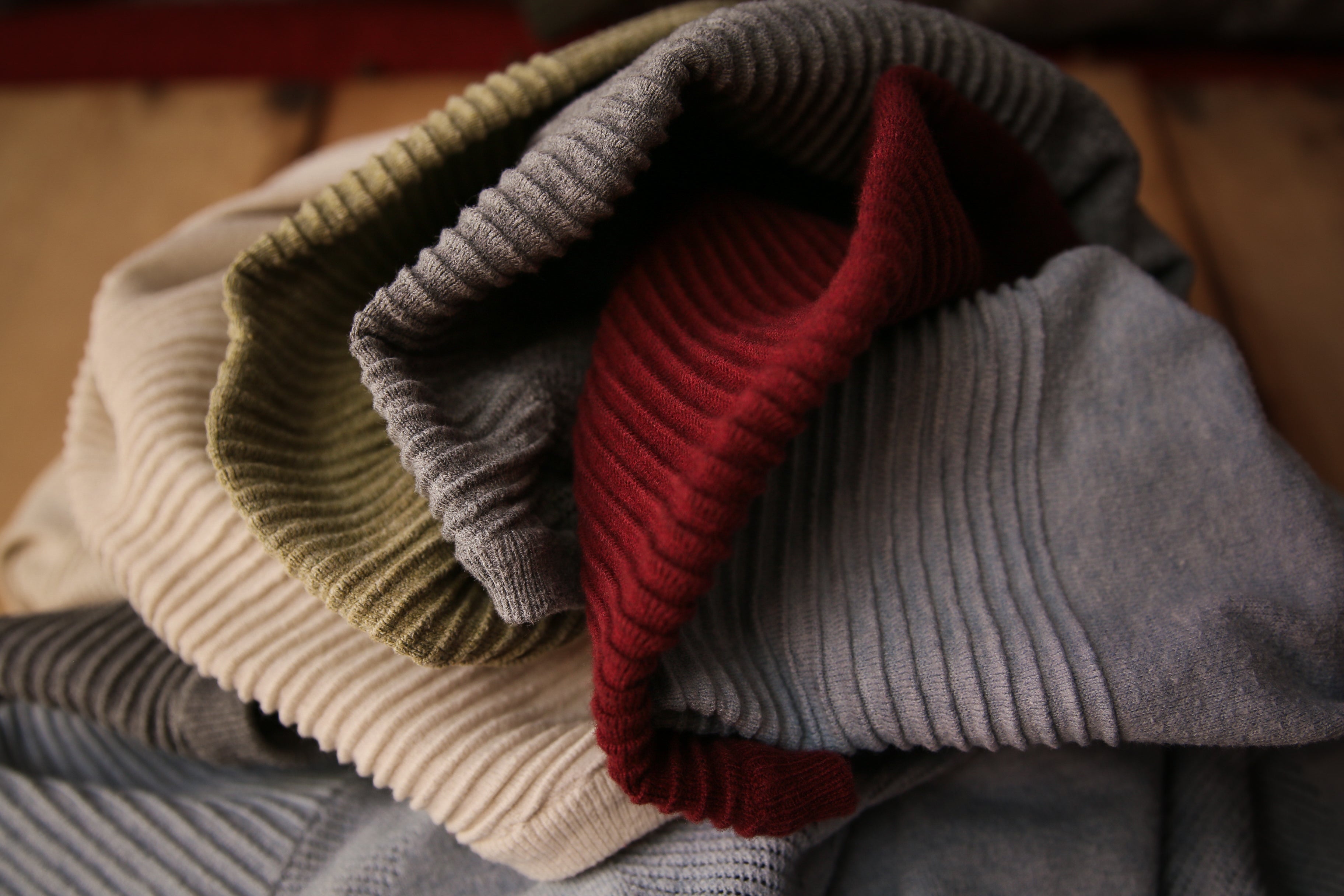 Abode Outside uses knitwear construction. Why? – ABODE OUTSIDE