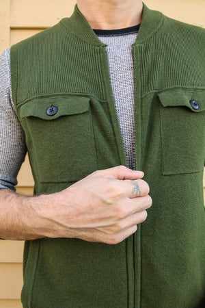 VOYAGEUR VEST
